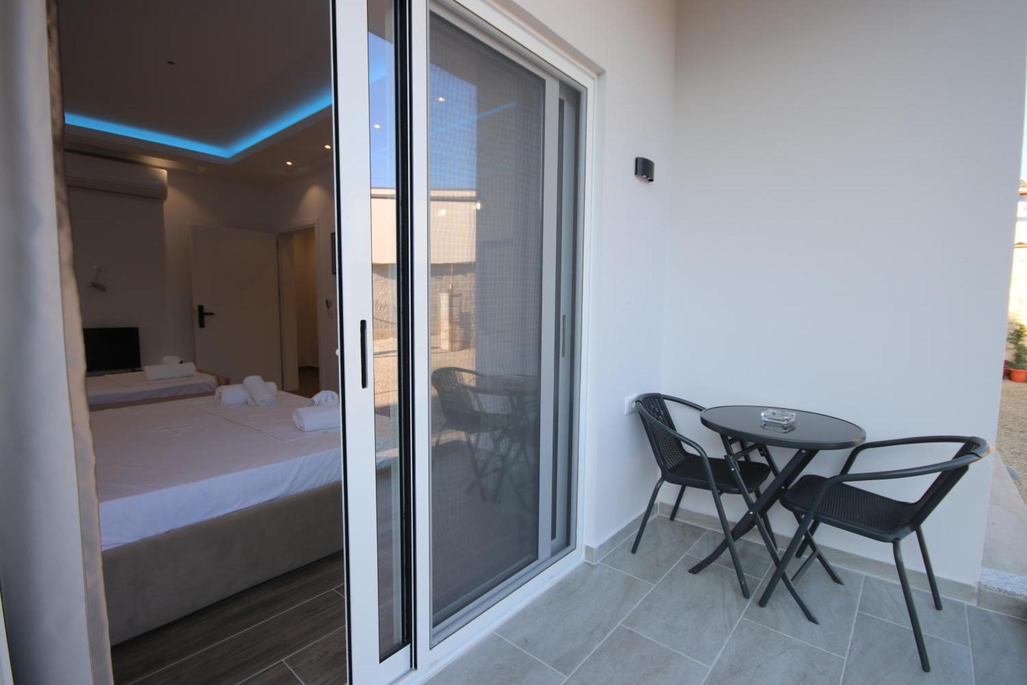 Klea Rooms ฮีมาเรอ ภายนอก รูปภาพ